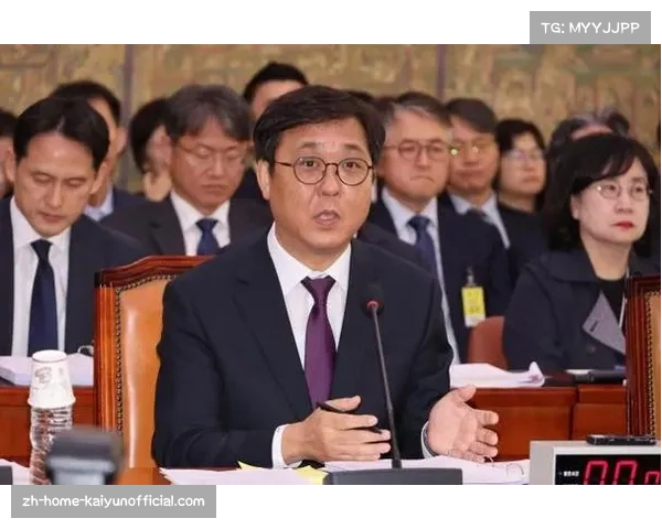 韩体育部长回应裁判争议，计划完善判罚责任体系以提升公正性